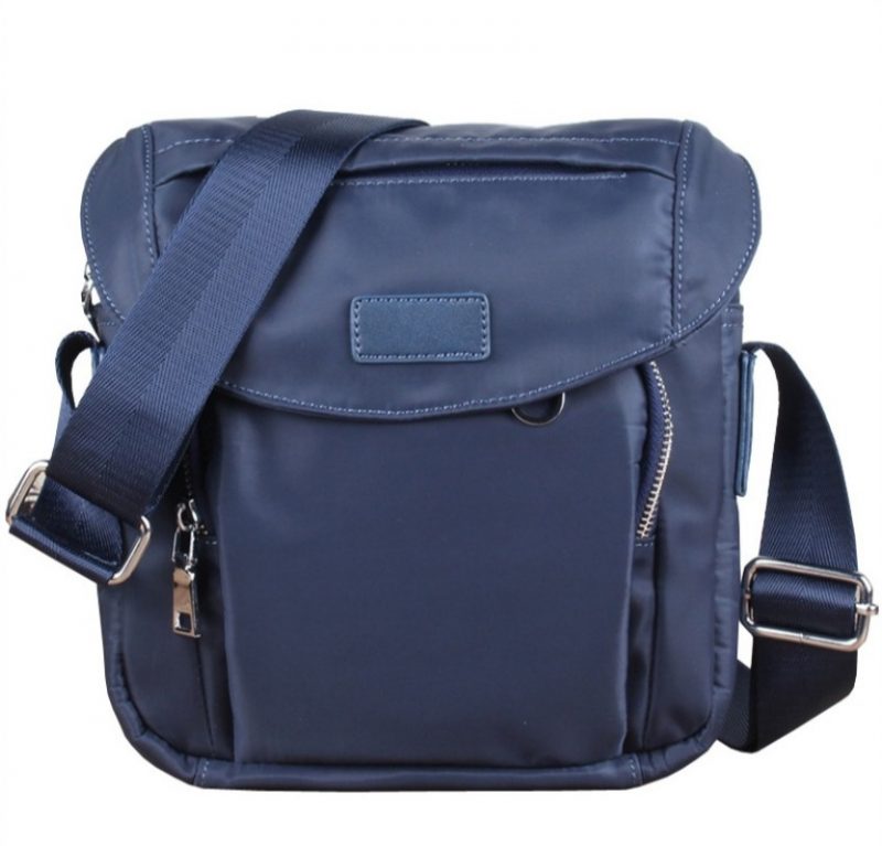 Túi Đeo Chéo Vải Dù Chống Nước IP040